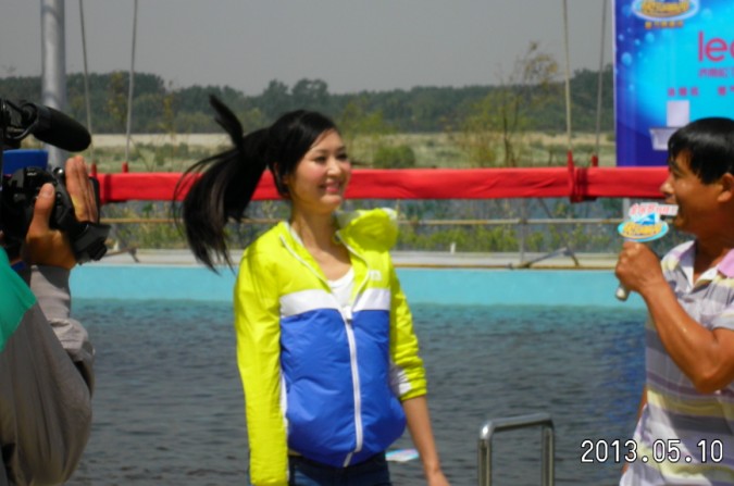 FL6Z)3PH}K`)DW9CU(XIGFI.jpg