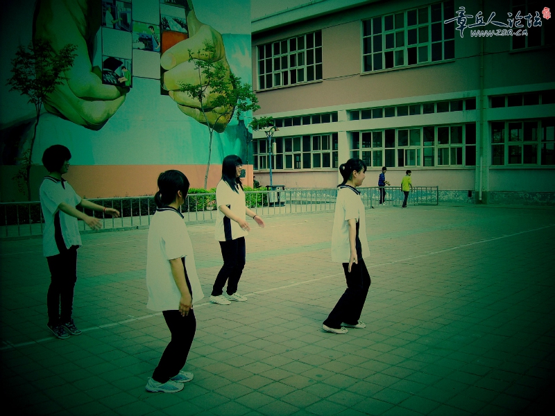 214903we3aisat3ilnkno1.jpg