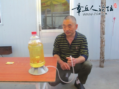 废油桶内挤压立体泡泡