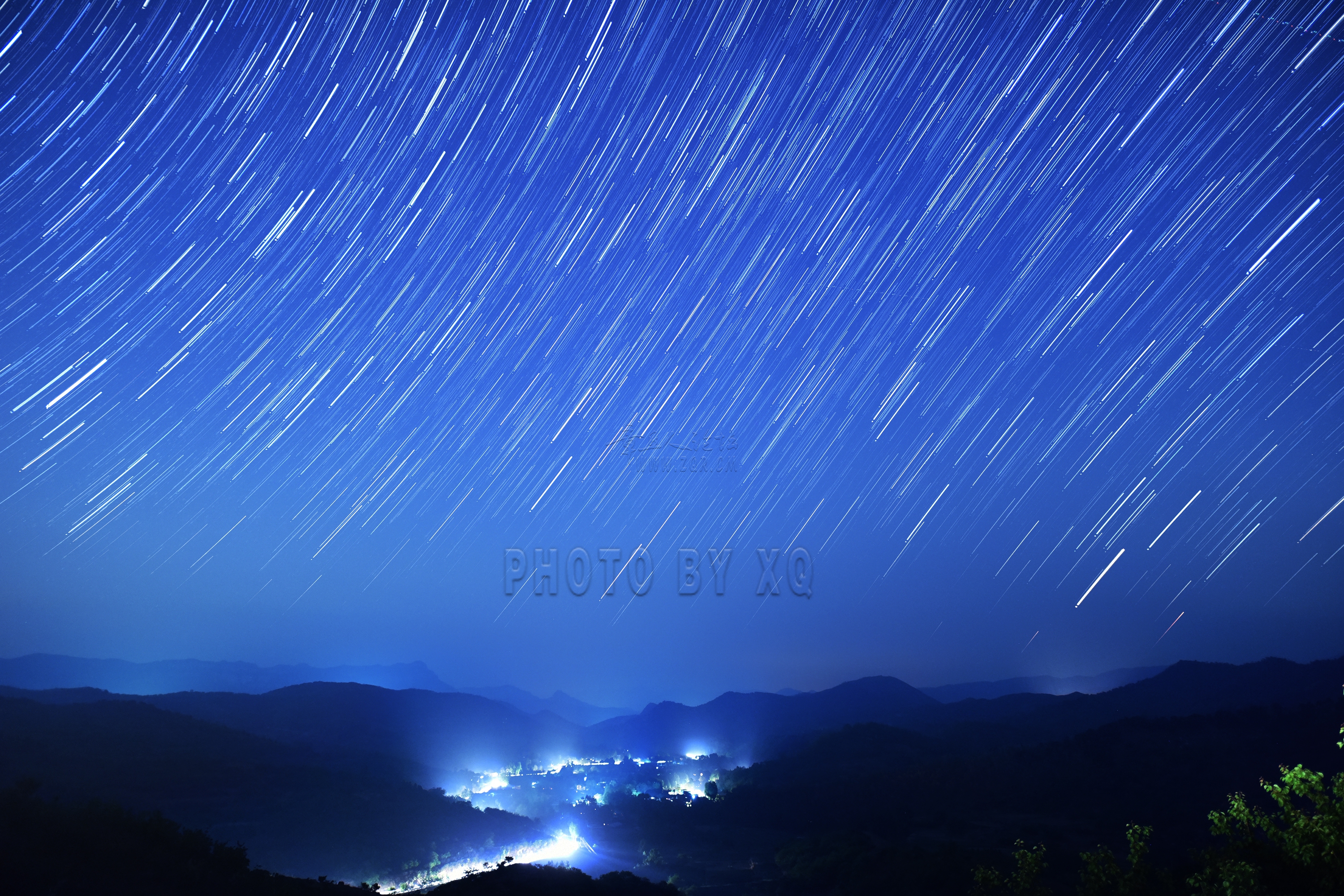 Startrails2BQ.jpg