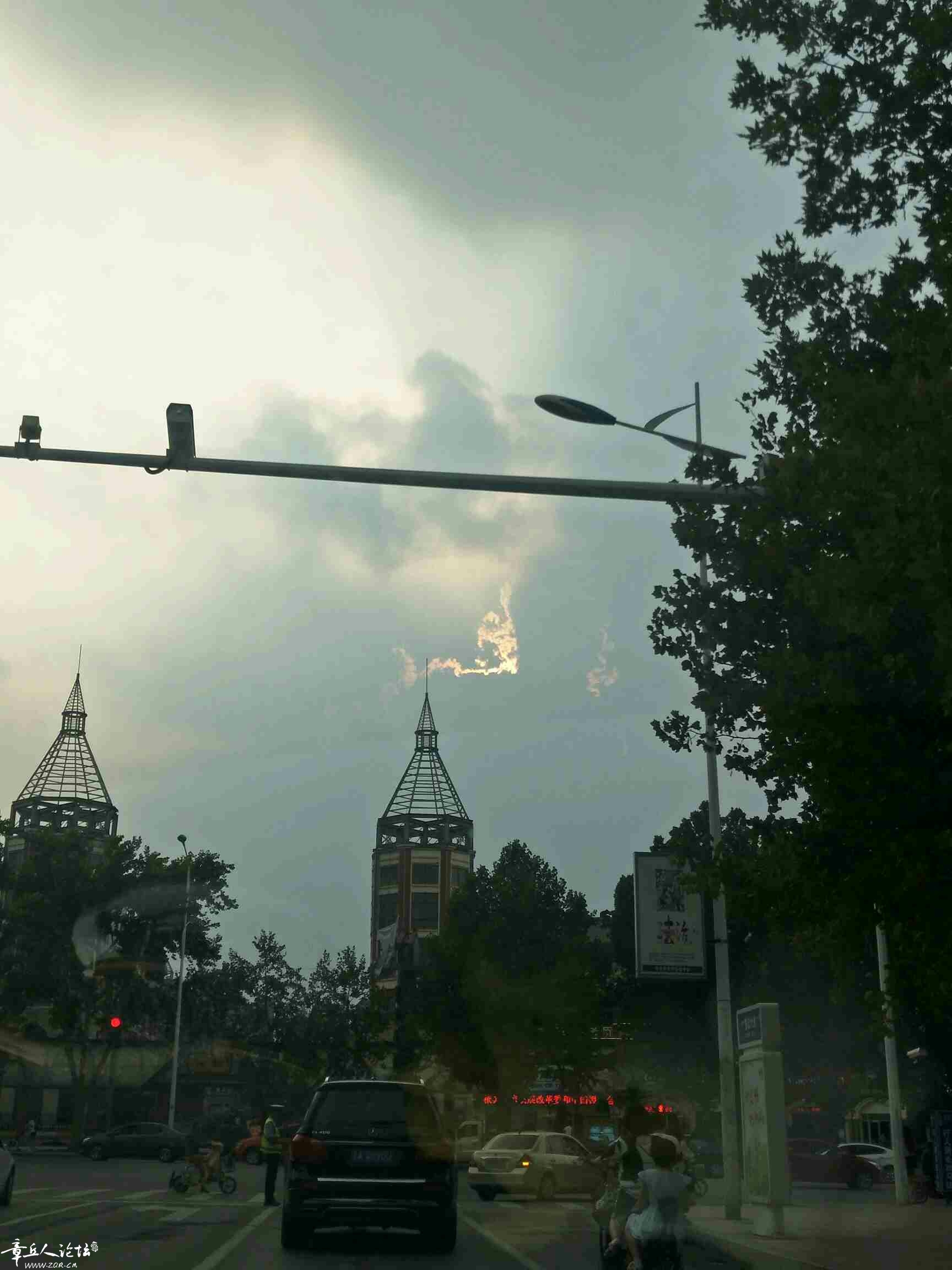 JZxrrXjvYVwW.jpg
