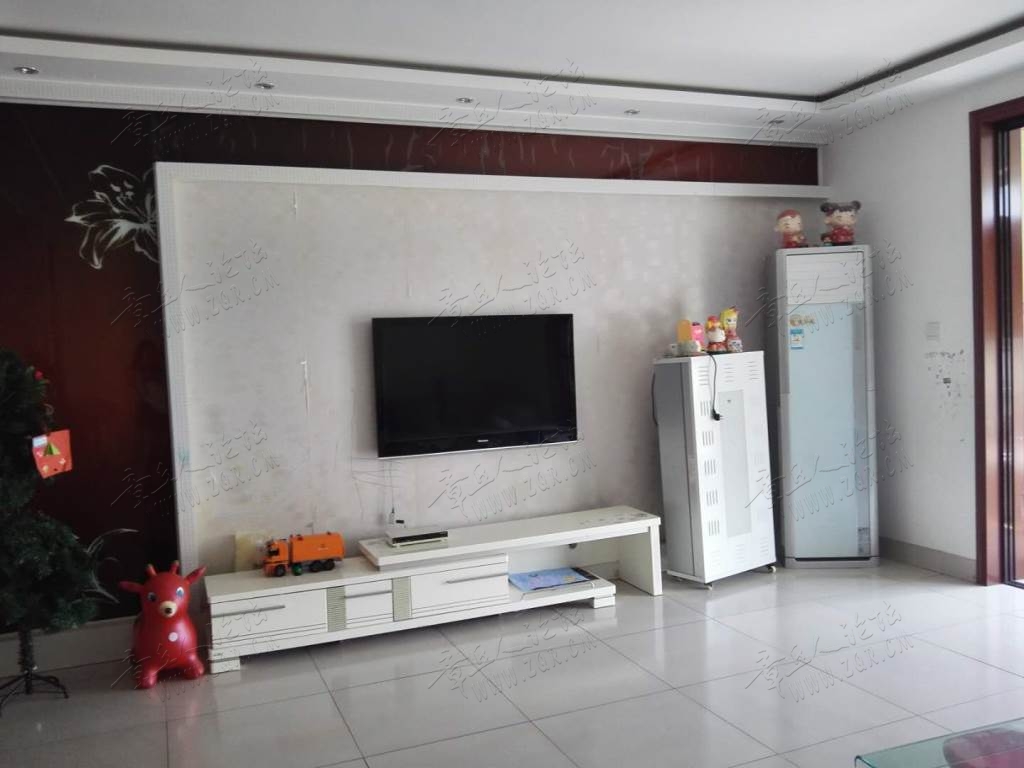 103306fzs9n9s06t9ry5mn.jpg