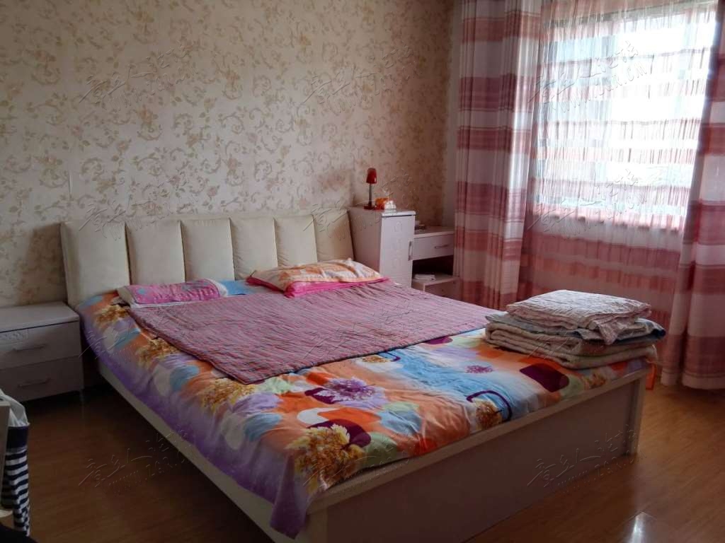 103306lnctyf2s2mm001lm.jpg
