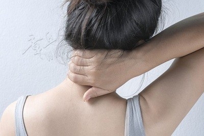 脖子痛.jpg