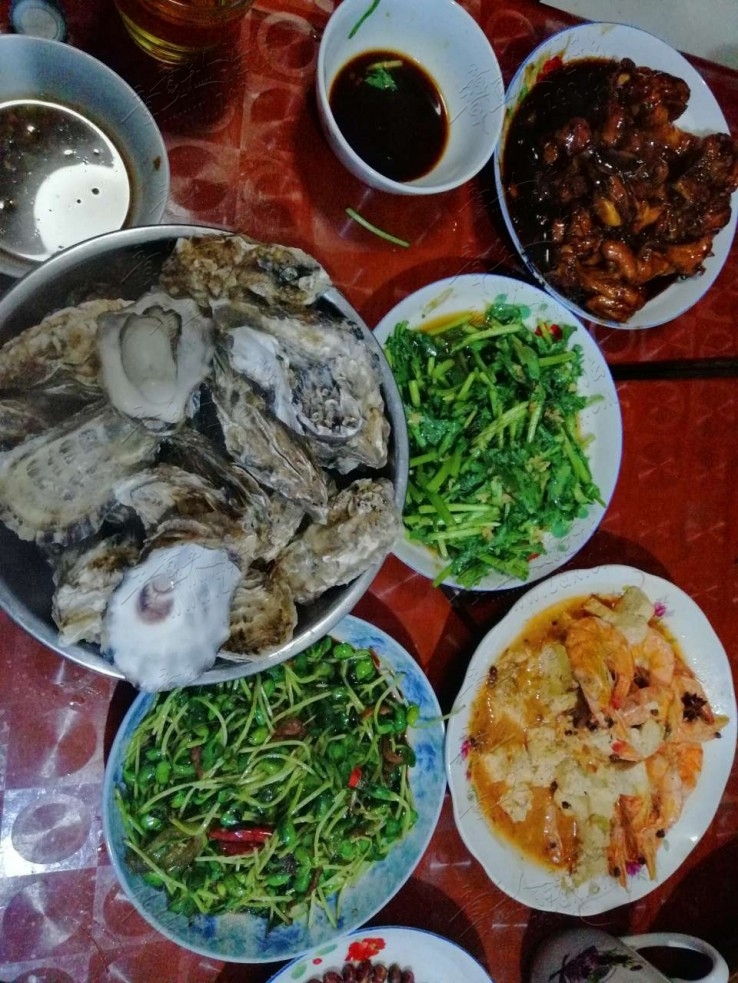 一桌菜.jpg