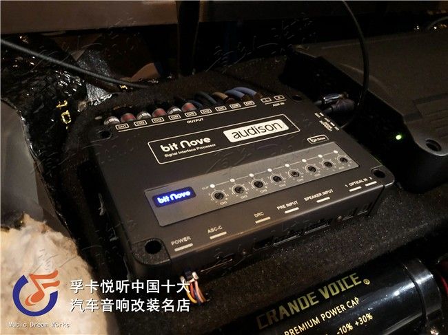 斯巴鲁傲虎全车有6支喇叭，原车音响浑浊没有特色，对于喜欢音乐 ...-12.jpg