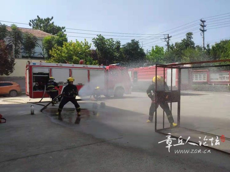 章丘消防大队明水中队面向社会招收政府专职消防队员，开展灭火救 ...-10.jpg