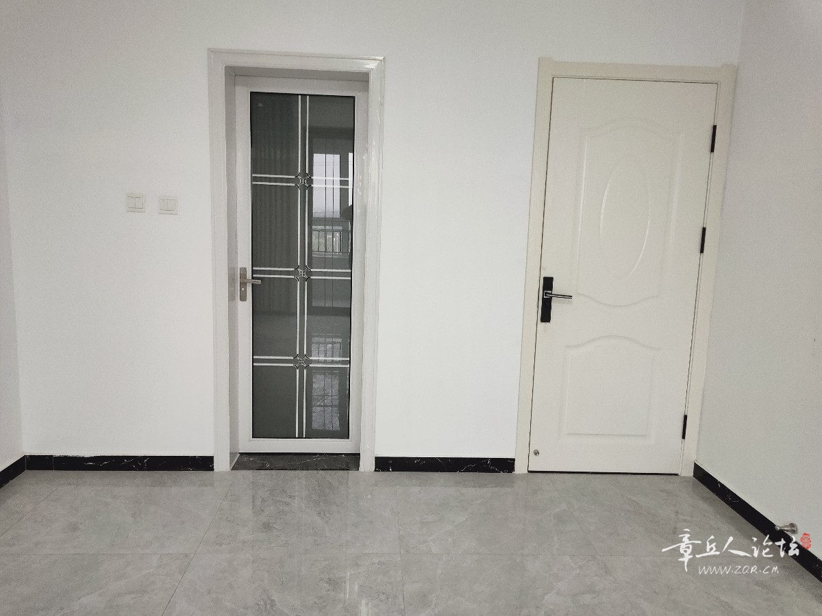 主卧门c.jpg
