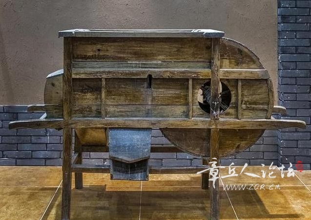 下载 (1).jpg