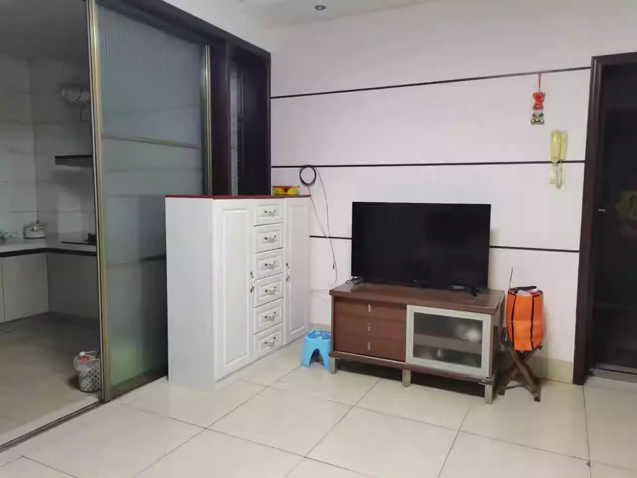 151825p33v1q8313aiz59h.webp