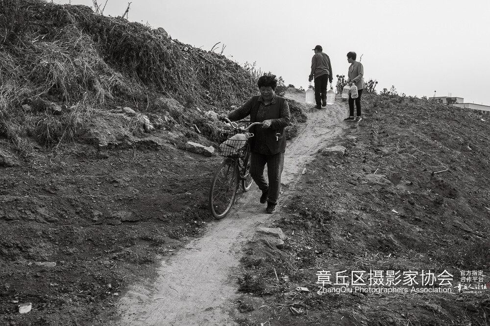 被楼人 (2).jpg