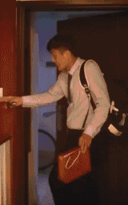 a73f8d1001e939010c84de5674ec54e737d1963e.gif